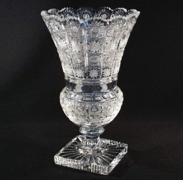 broušené sklo -váza 30,5 cm - Broušené sklo - Bohatý brus