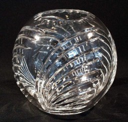váza koule 18 cm - Broušené sklo - Ostatní brus