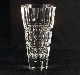 váza 23 cm - Broušené sklo - Ostatní brus