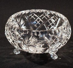 Broušené sklo -mísa trojnožka 12,8 cm - Broušené sklo - Ostatní brus