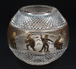 Broušené sklo -váza koule 20 cm - Broušené sklo - Brus + zlato