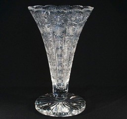 Broušené sklo - váza 35,5 cm - Broušené sklo - Bohatý brus